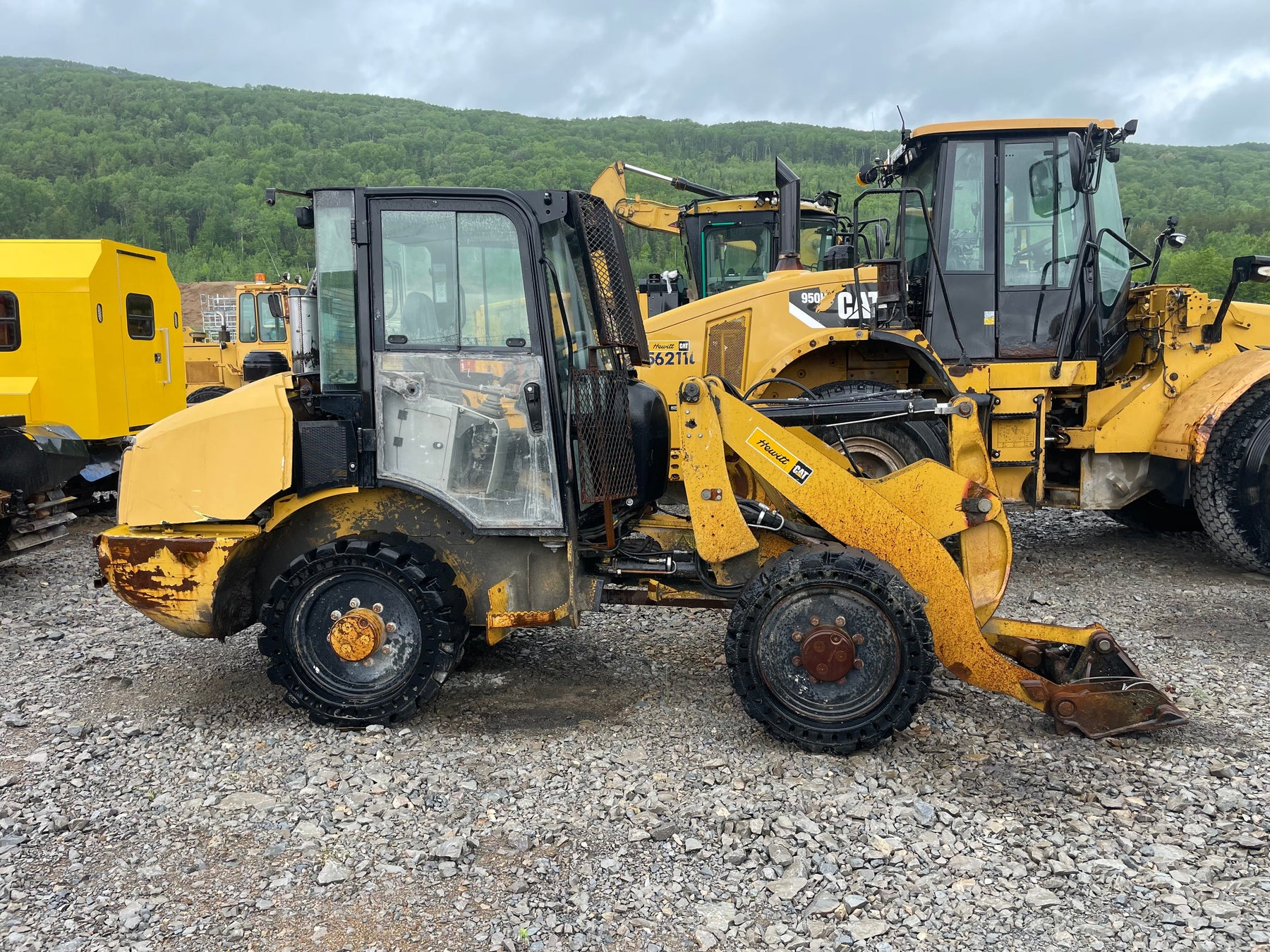 906H CAT wheel loader