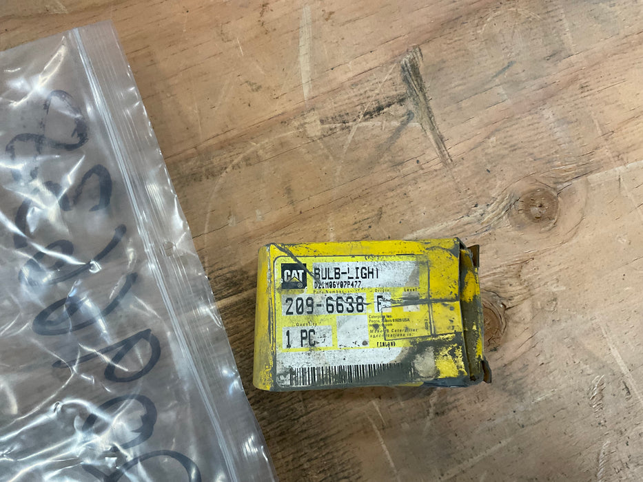 209-6638- CAT Bulb-light- PCI6- OEM New