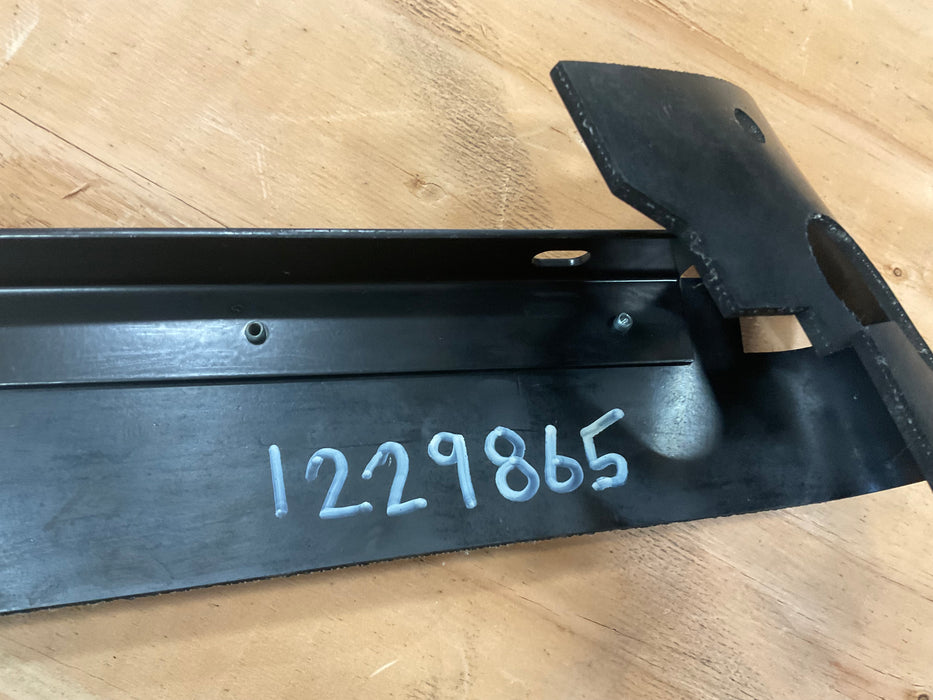 122-9865- CAT Deflector- PCI9- OEM New